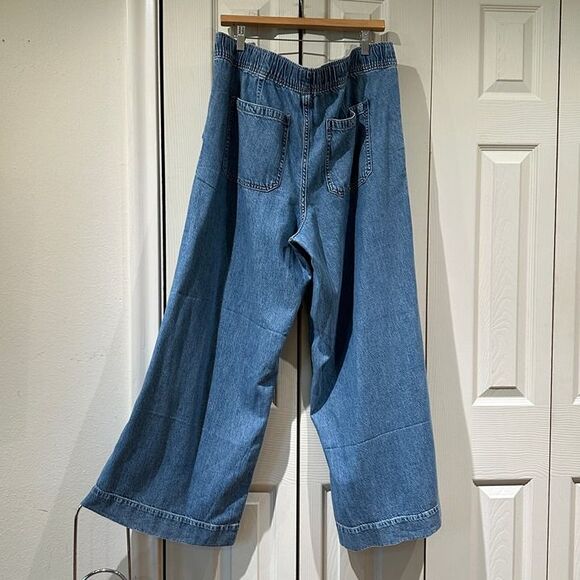 NWOT GAP UltraSoft Pleated Easy Baggy Jeans Drapey Tencel Wide Leg Elastic Waist - Picture 4 of 11